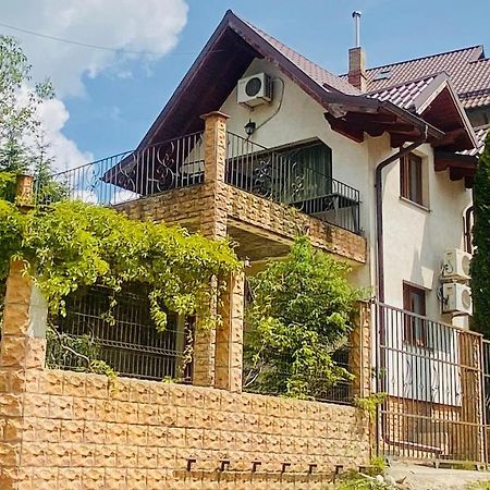 Casa De Vacanta Elena Sinaia Luaran gambar